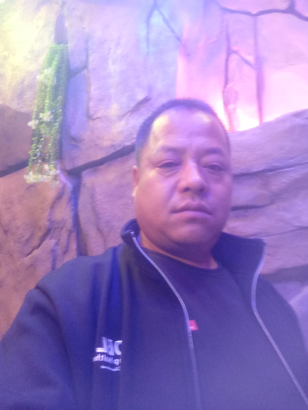 闯王的第一张照片--新疆男同性恋服务网